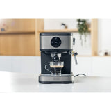 Superautomatic Coffee Maker Black & Decker BXCO850E Black Silver 850 W 20 bar 1,2 L 2 Cups-3